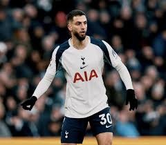 纽约洋基宣布与新秀外野手斯宾塞·琼斯签下长期培养协议，禁止其在 2026 赛季被交易